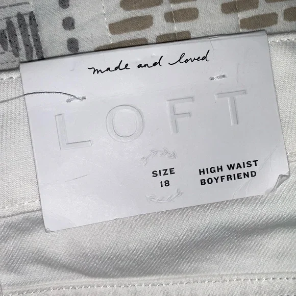 LOFT Classic White Jeans - Size 18 - Picture 8 of 10